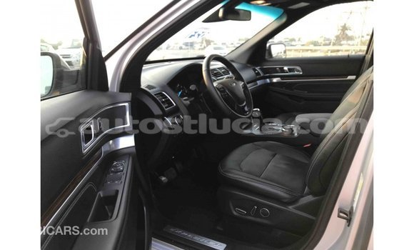 Buy Import Ford Explorer Other Car in Import - Dubai in Anse-la-Raye Buy Import Ford Explorer Other Car in Import - Dubai in Anse-la-Raye