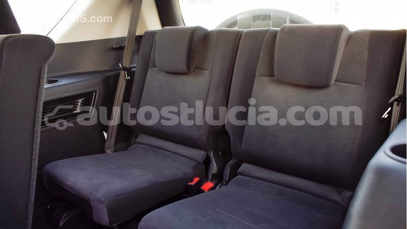 Big with watermark toyota prado anse la raye import dubai 1375