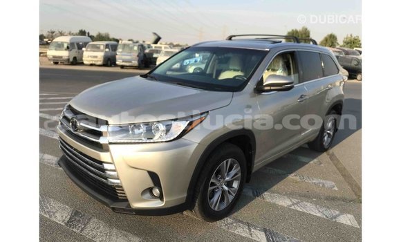 Buy Import Toyota Highlander Other Car in Import - Dubai in Anse-la-Raye Buy Import Toyota Highlander Other Car in Import - Dubai in Anse-la-Raye