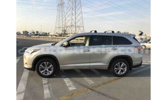 Buy Import Toyota Highlander Other Car in Import - Dubai in Anse-la-Raye Buy Import Toyota Highlander Other Car in Import - Dubai in Anse-la-Raye
