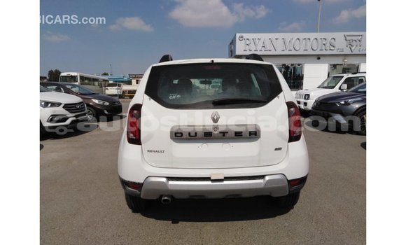 Acheter Import Voiture Renault Duster Blanc à Import - Dubai, Anse-la-Raye Acheter Import Voiture Renault Duster Blanc à Import - Dubai, Anse-la-Raye