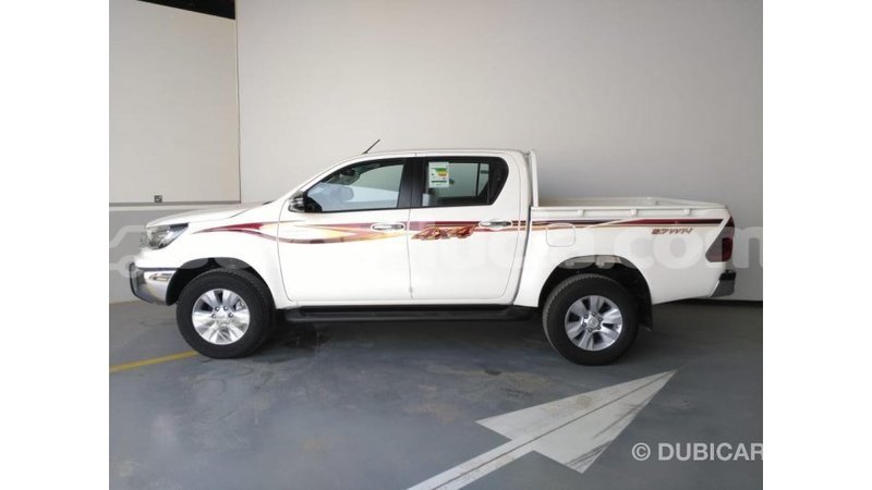 Big with watermark toyota hilux anse la raye import dubai 1379