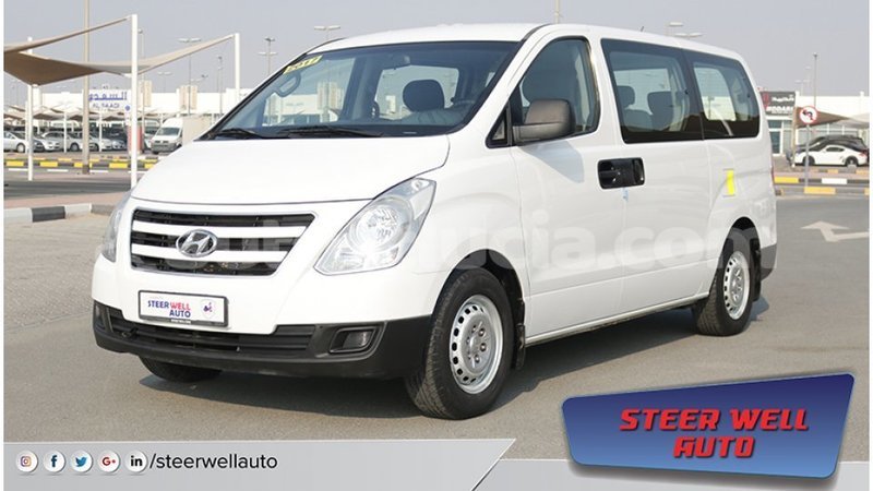 Big with watermark hyundai accent anse la raye import dubai 1391