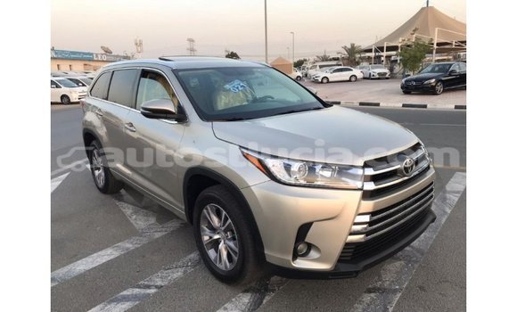 Buy Import Toyota Highlander Other Car in Import - Dubai in Anse-la-Raye Buy Import Toyota Highlander Other Car in Import - Dubai in Anse-la-Raye