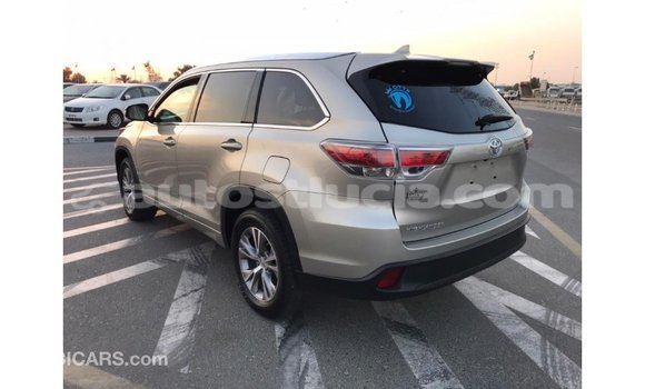Buy Import Toyota Highlander Other Car in Import - Dubai in Anse-la-Raye Buy Import Toyota Highlander Other Car in Import - Dubai in Anse-la-Raye