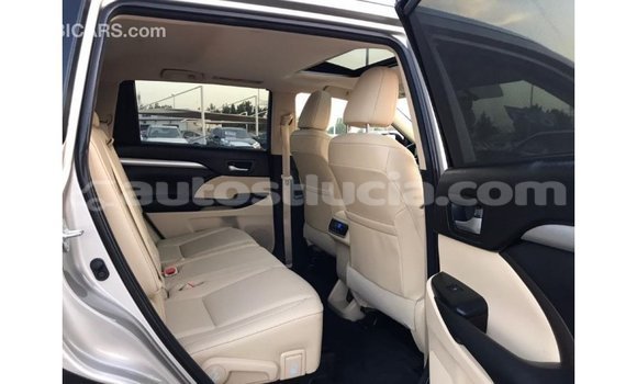 Buy Import Toyota Highlander Other Car in Import - Dubai in Anse-la-Raye Buy Import Toyota Highlander Other Car in Import - Dubai in Anse-la-Raye