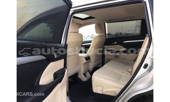 Buy Import Toyota Highlander Other Car in Import - Dubai in Anse-la-Raye Buy Import Toyota Highlander Other Car in Import - Dubai in Anse-la-Raye