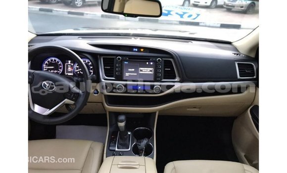 Buy Import Toyota Highlander Other Car in Import - Dubai in Anse-la-Raye Buy Import Toyota Highlander Other Car in Import - Dubai in Anse-la-Raye