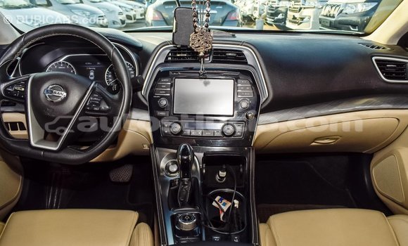 Buy Import Nissan Maxima White Car in Import - Dubai in Anse-la-Raye Buy Import Nissan Maxima White Car in Import - Dubai in Anse-la-Raye