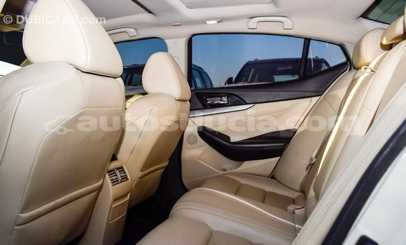 Buy Import Nissan Maxima White Car in Import - Dubai in Anse-la-Raye Buy Import Nissan Maxima White Car in Import - Dubai in Anse-la-Raye