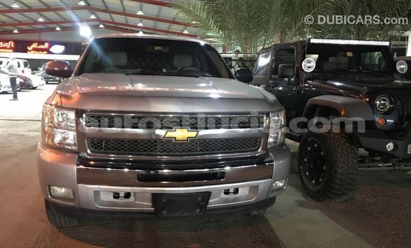 Acheter Import Voiture Chevrolet Silverado Autre à Import - Dubai, Anse-la-Raye Acheter Import Voiture Chevrolet Silverado Autre à Import - Dubai, Anse-la-Raye
