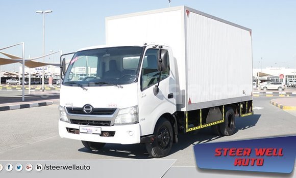 Buy Import Hino 300 Series White Truck in Import - Dubai in Anse-la-Raye