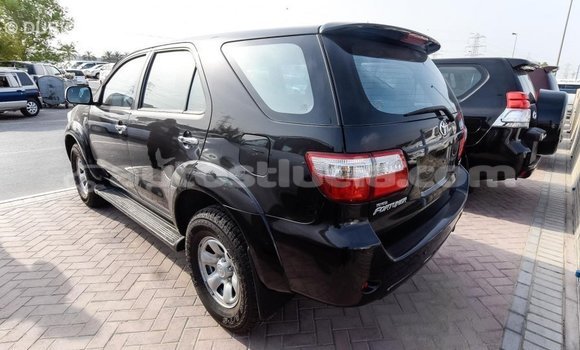 Buy Import Toyota Fortuner Black Car in Import - Dubai in Anse-la-Raye Buy Import Toyota Fortuner Black Car in Import - Dubai in Anse-la-Raye