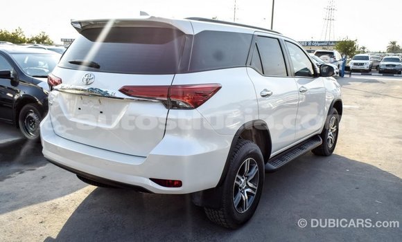 Buy Import Toyota Fortuner White Car in Import - Dubai in Anse-la-Raye Buy Import Toyota Fortuner White Car in Import - Dubai in Anse-la-Raye