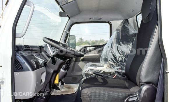 Buy Import Mitsubishi L400 White Truck in Import - Dubai in Anse-la-Raye Buy Import Mitsubishi L400 White Truck in Import - Dubai in Anse-la-Raye