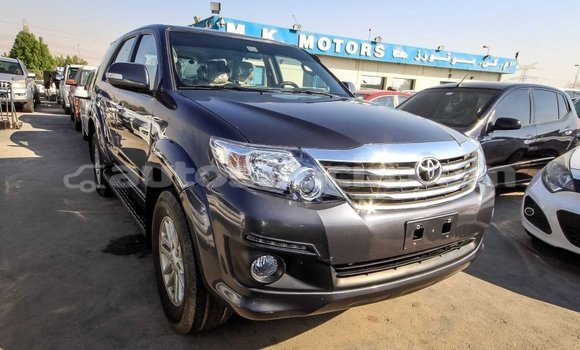 Buy Import Toyota Fortuner Other Car in Import - Dubai in Anse-la-Raye Buy Import Toyota Fortuner Other Car in Import - Dubai in Anse-la-Raye