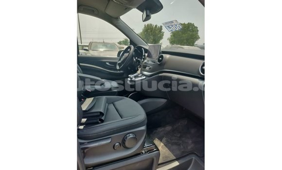 Buy Import Mercedes-Benz 250 Black Car in Import - Dubai in Anse-la-Raye Buy Import Mercedes-Benz 250 Black Car in Import - Dubai in Anse-la-Raye