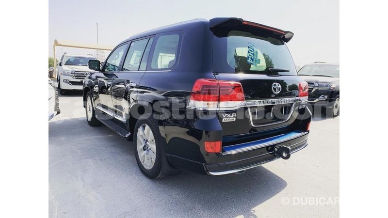 Big with watermark toyota land cruiser anse la raye import dubai 1486