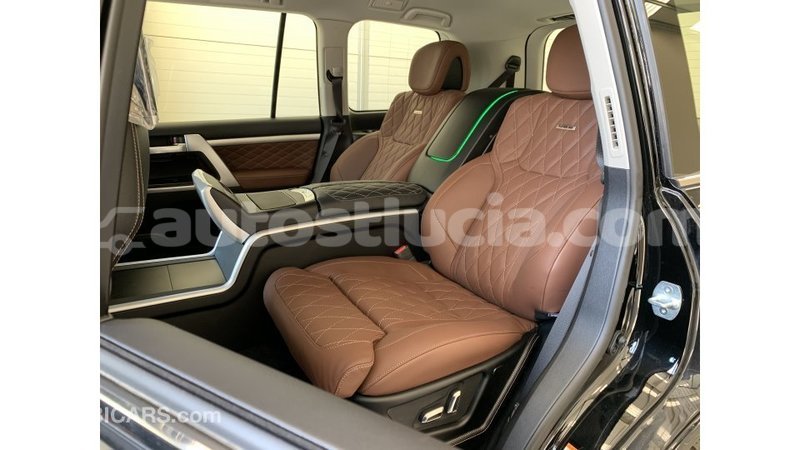 Big with watermark toyota land cruiser anse la raye import dubai 1489