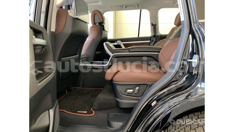 Big with watermark toyota land cruiser anse la raye import dubai 1489