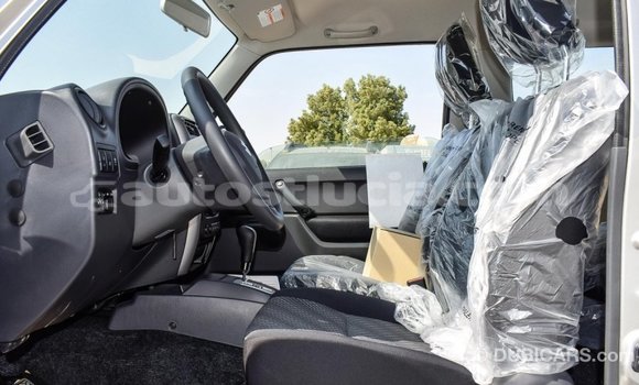 Acheter Import Voiture Suzuki Jimny Autre à Import - Dubai, Anse-la-Raye Acheter Import Voiture Suzuki Jimny Autre à Import - Dubai, Anse-la-Raye