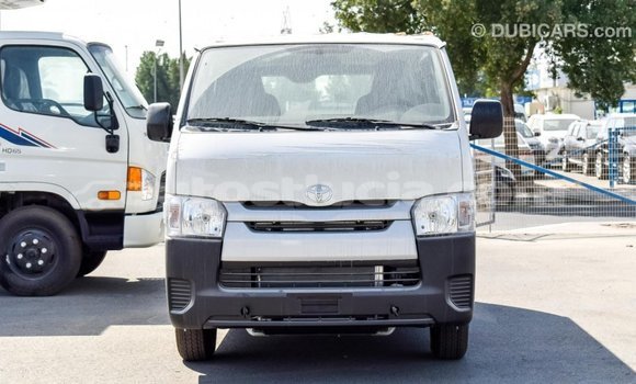Buy Import Toyota Hiace White Car in Import - Dubai in Anse-la-Raye Buy Import Toyota Hiace White Car in Import - Dubai in Anse-la-Raye