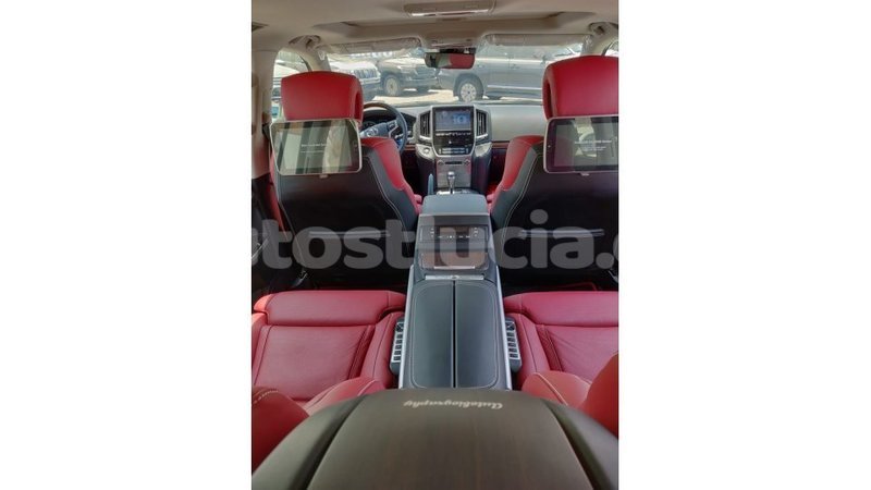 Big with watermark toyota land cruiser anse la raye import dubai 1502