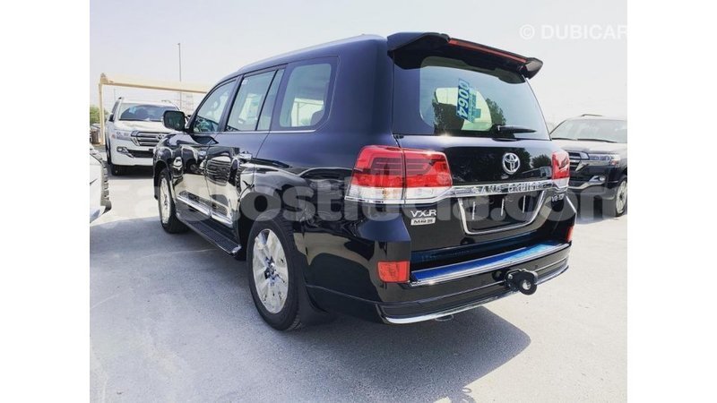 Big with watermark toyota land cruiser anse la raye import dubai 1502