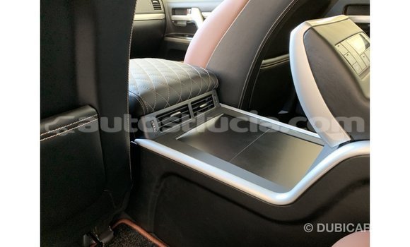 Acheter Import Voiture Toyota Land Cruiser Noir à Import - Dubai, Anse-la-Raye Acheter Import Voiture Toyota Land Cruiser Noir à Import - Dubai, Anse-la-Raye