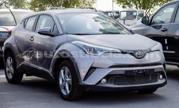 Acheter Import Voiture Toyota C-HR Autre à Import - Dubai, Anse-la-Raye Acheter Import Voiture Toyota C-HR Autre à Import - Dubai, Anse-la-Raye