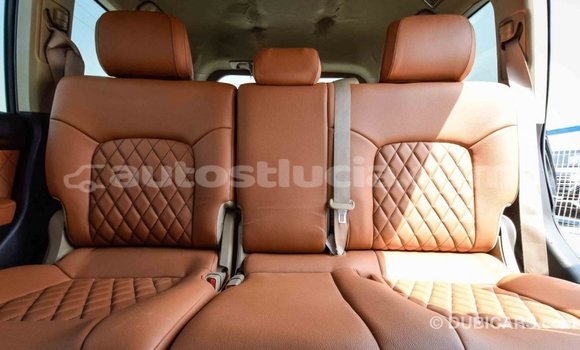 Buy Import Toyota Land Cruiser Black Car in Import - Dubai in Anse-la-Raye Buy Import Toyota Land Cruiser Black Car in Import - Dubai in Anse-la-Raye