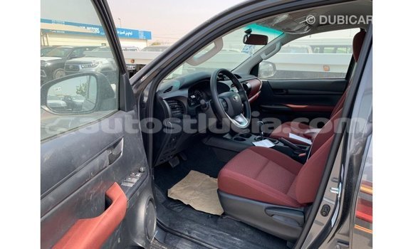 Buy Import Toyota Hilux Other Car in Import - Dubai in Anse-la-Raye Buy Import Toyota Hilux Other Car in Import - Dubai in Anse-la-Raye