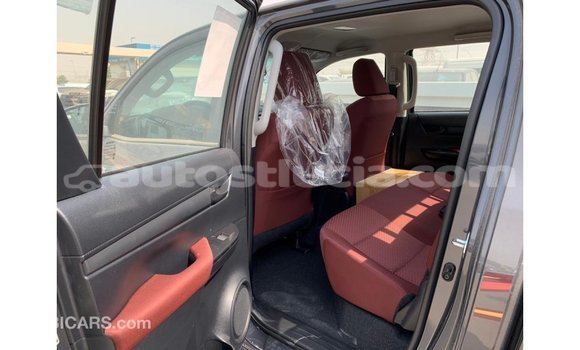 Buy Import Toyota Hilux Other Car in Import - Dubai in Anse-la-Raye Buy Import Toyota Hilux Other Car in Import - Dubai in Anse-la-Raye