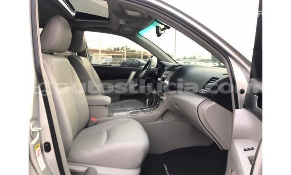 Buy Import Toyota Highlander Other Car in Import - Dubai in Anse-la-Raye Buy Import Toyota Highlander Other Car in Import - Dubai in Anse-la-Raye