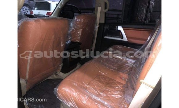 Acheter Import Voiture Toyota Land Cruiser Noir à Import - Dubai, Anse-la-Raye Acheter Import Voiture Toyota Land Cruiser Noir à Import - Dubai, Anse-la-Raye