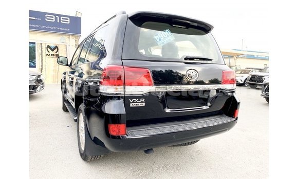 Buy Import Toyota Land Cruiser Black Car in Import - Dubai in Anse-la-Raye Buy Import Toyota Land Cruiser Black Car in Import - Dubai in Anse-la-Raye