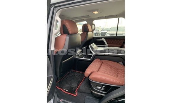 Buy Import Toyota Land Cruiser Black Car in Import - Dubai in Anse-la-Raye Buy Import Toyota Land Cruiser Black Car in Import - Dubai in Anse-la-Raye
