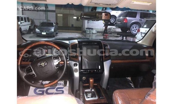 Acheter Import Voiture Toyota Land Cruiser Noir à Import - Dubai, Anse-la-Raye Acheter Import Voiture Toyota Land Cruiser Noir à Import - Dubai, Anse-la-Raye