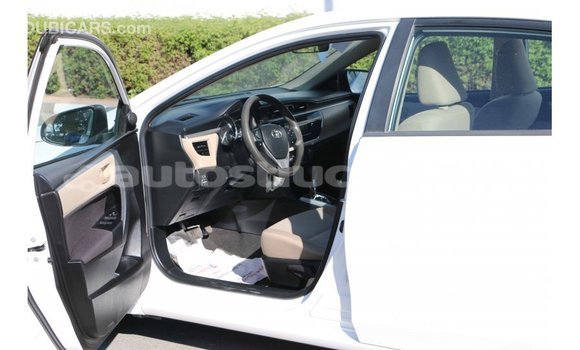 Acheter Import Voiture Toyota Corolla Blanc à Import - Dubai, Anse-la-Raye Acheter Import Voiture Toyota Corolla Blanc à Import - Dubai, Anse-la-Raye