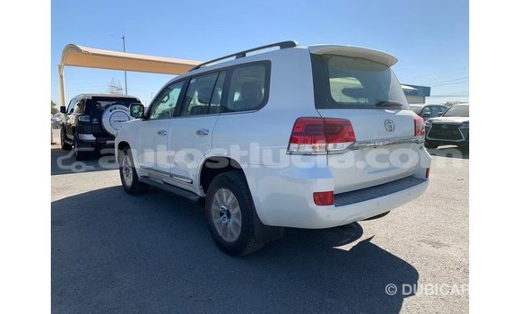 Buy Import Toyota Land Cruiser White Car in Import - Dubai in Anse-la-Raye Buy Import Toyota Land Cruiser White Car in Import - Dubai in Anse-la-Raye