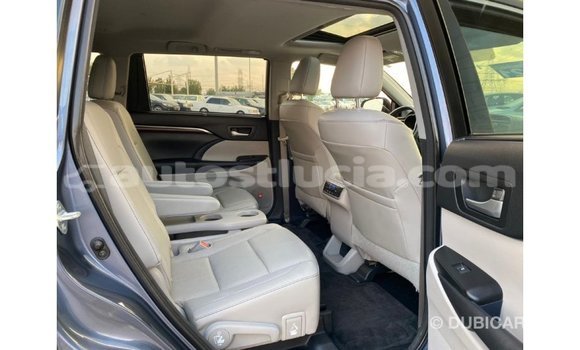 Buy Import Toyota Highlander Blue Car in Import - Dubai in Anse-la-Raye Buy Import Toyota Highlander Blue Car in Import - Dubai in Anse-la-Raye