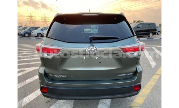 Buy Import Toyota Highlander Green Car in Import - Dubai in Anse-la-Raye Buy Import Toyota Highlander Green Car in Import - Dubai in Anse-la-Raye