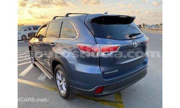Buy Import Toyota Highlander Blue Car in Import - Dubai in Anse-la-Raye Buy Import Toyota Highlander Blue Car in Import - Dubai in Anse-la-Raye