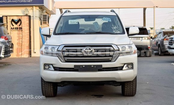 Buy Import Toyota Land Cruiser White Car in Import - Dubai in Anse-la-Raye Buy Import Toyota Land Cruiser White Car in Import - Dubai in Anse-la-Raye