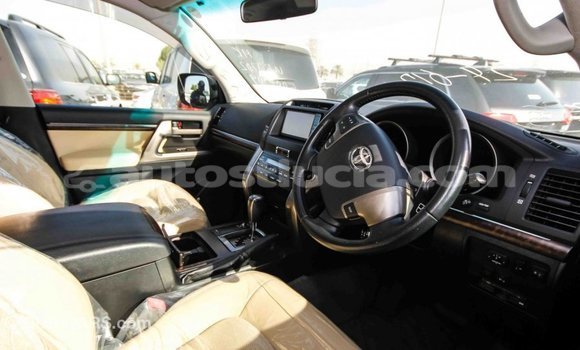 Buy Import Toyota Land Cruiser Black Car in Import - Dubai in Anse-la-Raye Buy Import Toyota Land Cruiser Black Car in Import - Dubai in Anse-la-Raye