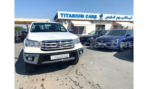 Buy Import Toyota Hilux White Car in Import - Dubai in Anse-la-Raye Buy Import Toyota Hilux White Car in Import - Dubai in Anse-la-Raye