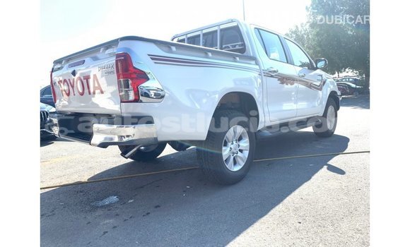 Buy Import Toyota Hilux White Car in Import - Dubai in Anse-la-Raye Buy Import Toyota Hilux White Car in Import - Dubai in Anse-la-Raye