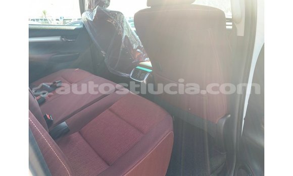 Buy Import Toyota Hilux White Car in Import - Dubai in Anse-la-Raye Buy Import Toyota Hilux White Car in Import - Dubai in Anse-la-Raye