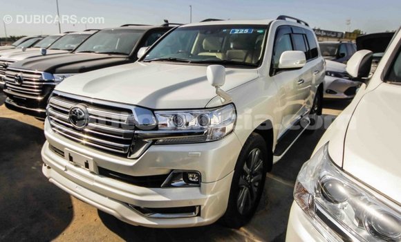 Buy Import Toyota Land Cruiser White Car in Import - Dubai in Anse-la-Raye Buy Import Toyota Land Cruiser White Car in Import - Dubai in Anse-la-Raye