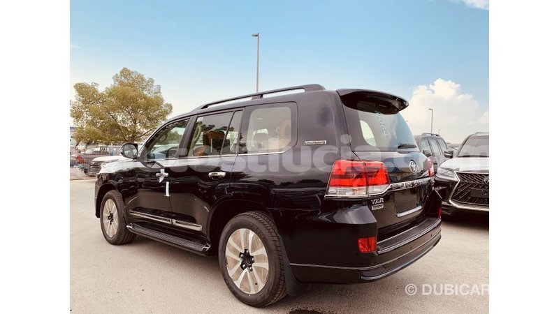 Big with watermark toyota land cruiser anse la raye import dubai 1576